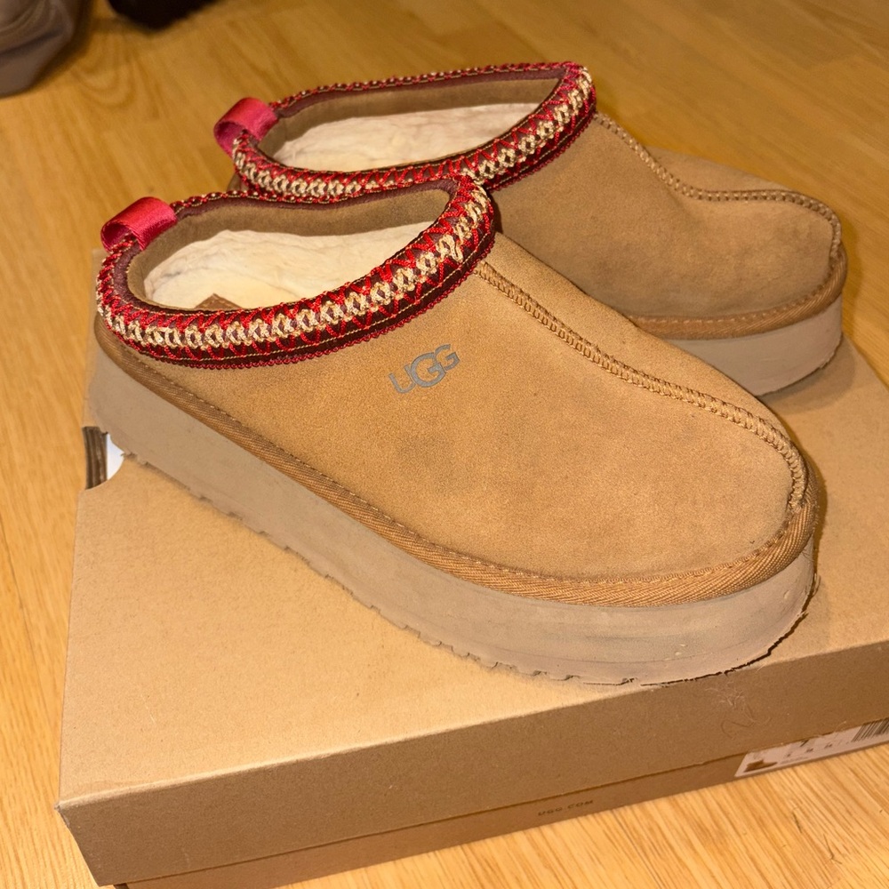 UGG Tan and Red Women's Slippers